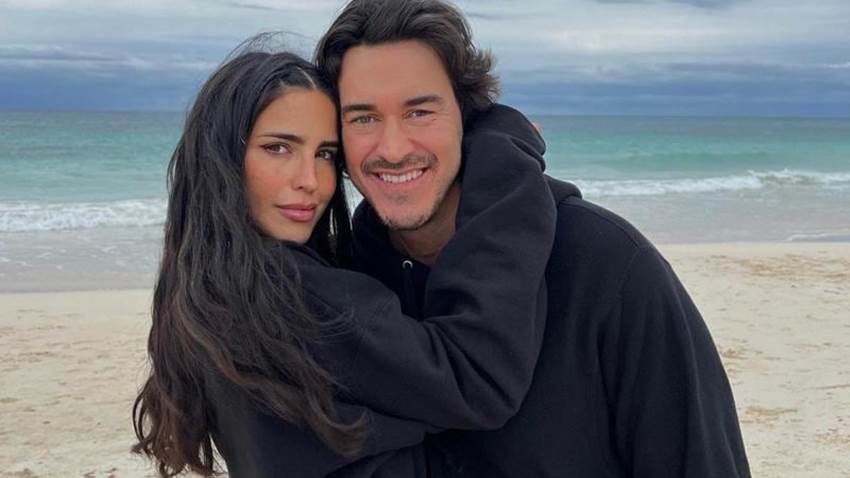 Bárbara de Regil celebra su aniversario de bodas con Fernando Schoenwald