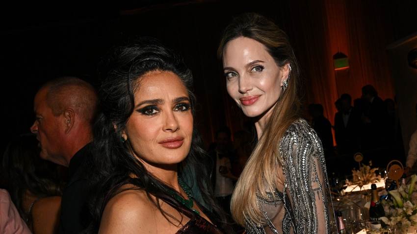 Angelina Jolie y Salma Hayek causan revuelo con su sorpresiva visita a Veracruz