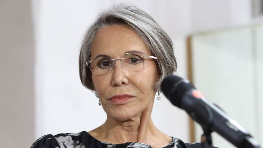Florinda Meza responde a las polémicas comparaciones con Ángela Aguilar