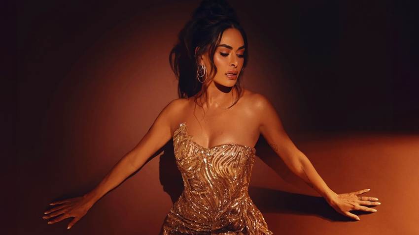 Galilea Montijo deslumbra con un vestido dorado para enaltecer el poder, el éxito y la elegancia