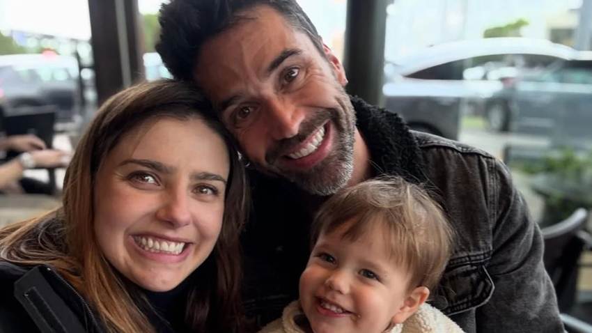 El esperado reencuentro de Matías Novoa y Michelle Renaud: así disfrutan del verano en Madrid con sus hijos