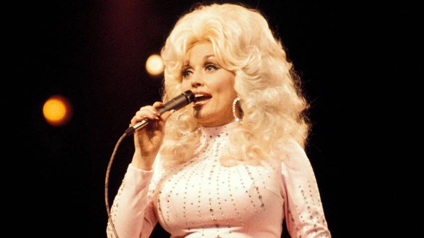 Dolly Parton y el estilo legendario que la posicionó como la reina del country