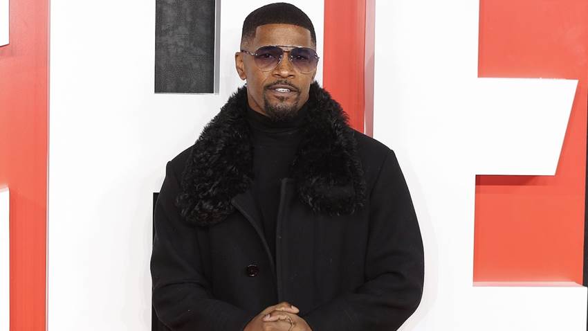 Jamie Foxx revela sobre su experiencia médica casi fatal: ‘Comenzó con un dolor de cabeza’
