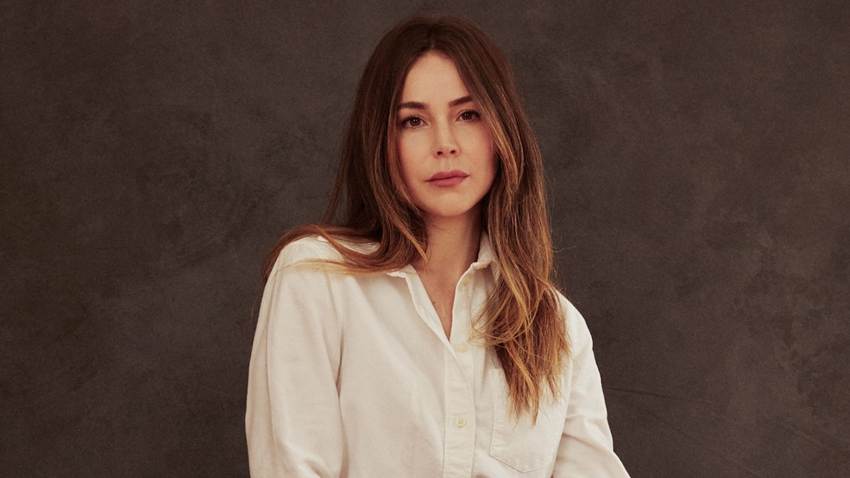 Camila Sodi comparte un valioso consejo sobre el duelo con Aislinn Derbez