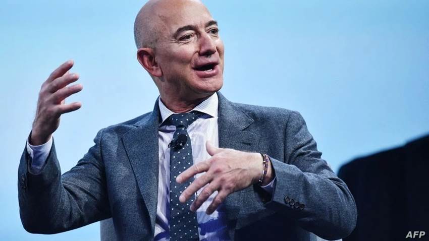 Vuelo al espacio con Jeff Bezos se subasta por 28 millones de dólares