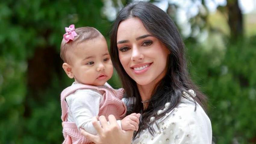 El adorable regreso de Bruna Biancardi a Cannes acompañada de su hija, Mavie