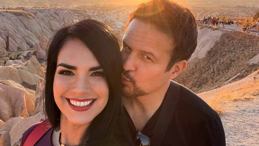 Scarlet Ortiz se compromete luego de 26 años de relación, ¡suenan campanas de boda!