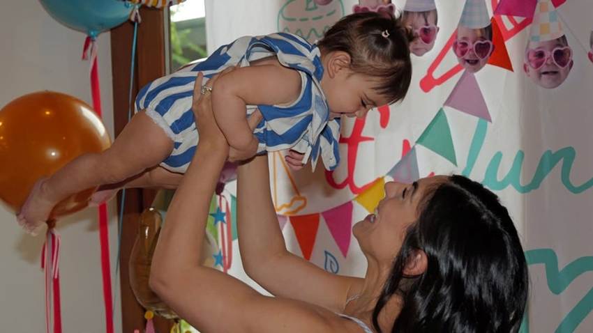 Ana Brenda Contreras comparte emocionada los primeros pasos de su hija, Aria