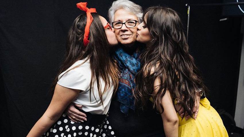 La abuelita de Camila Cabello nos contagia las ganas de bailar con su ritmo latino