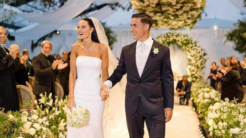 Oriana Sabatini y Paulo Dybala celebran su primer aniversario de bodas con fotos inéditas