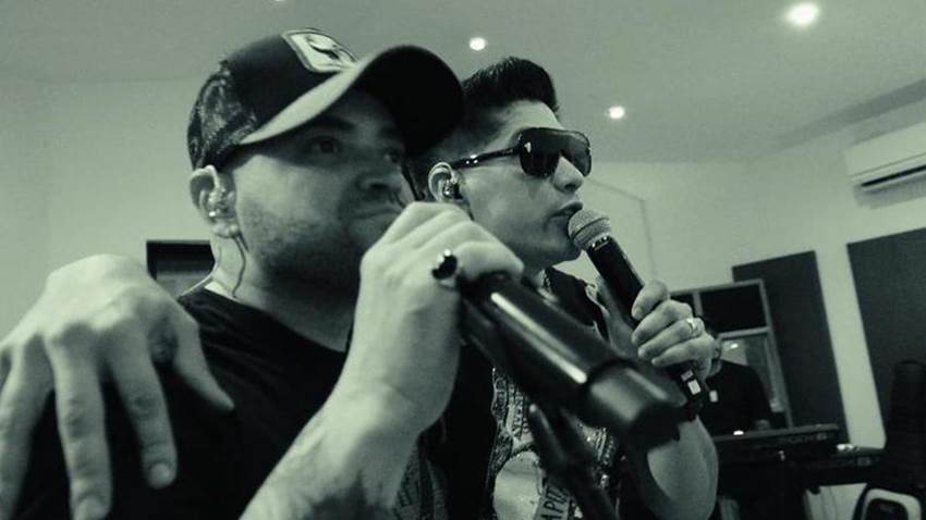 Desde el estudio con Nacho, ‘Chyno’ Miranda revela: ‘Se vienen muchas sorpresas’