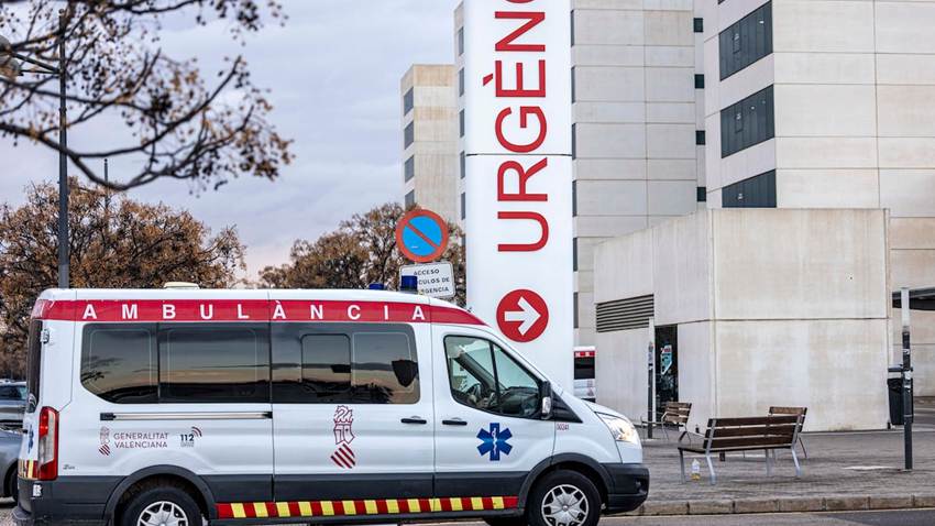 Una enfermera, herida grave tras ser apuñalada por su expareja en un centro sanitario de Benicàssim