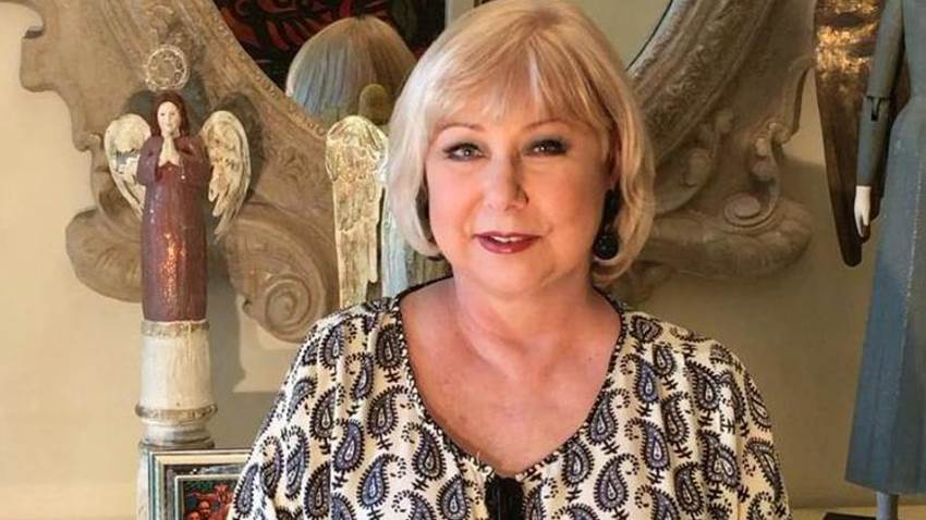 Cristina Saralegui celebra por adelantado su cumpleaños 76 junto a Emilio Estefan y Luz María Doria