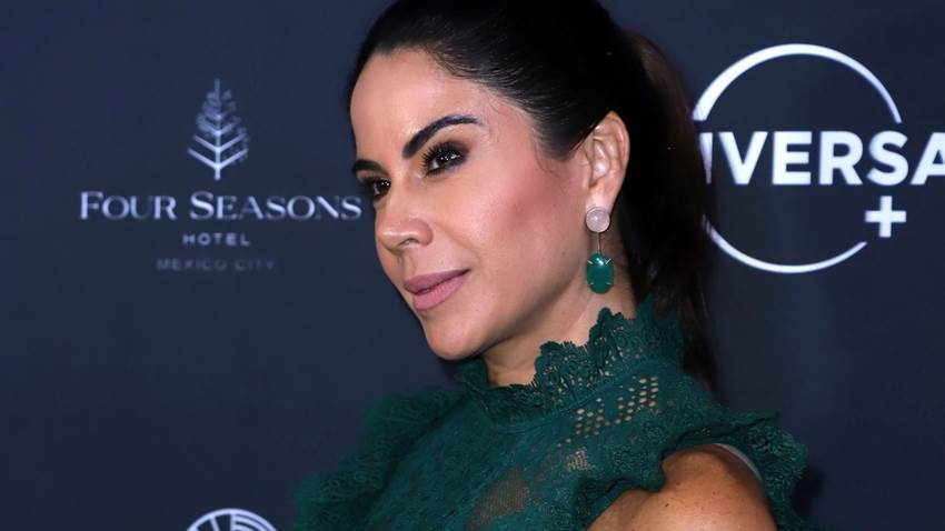 Entre lágrimas, Paola Rojas anuncia su salida de 'Netas y Divinas'