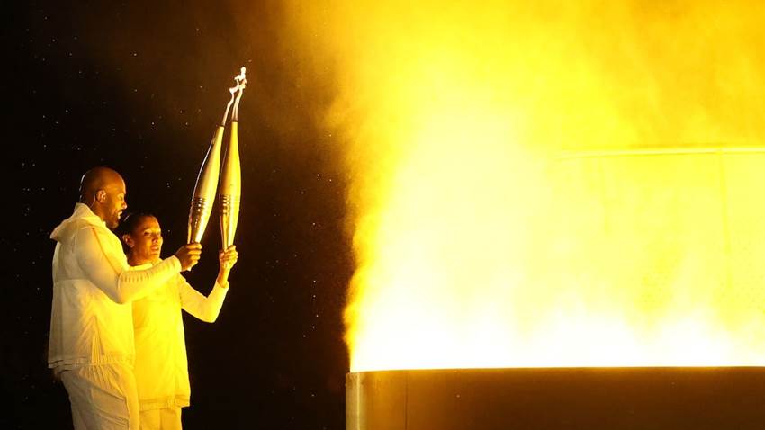¿Quiénes fueron los encargados de encender el pebetero en París 2024?