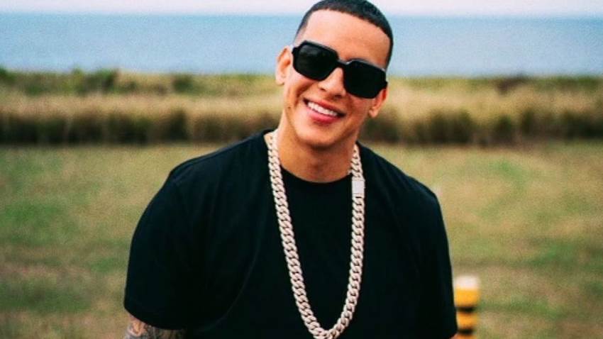 Daddy Yankee y su tierno gesto con un pequeño fan que padece del corazón