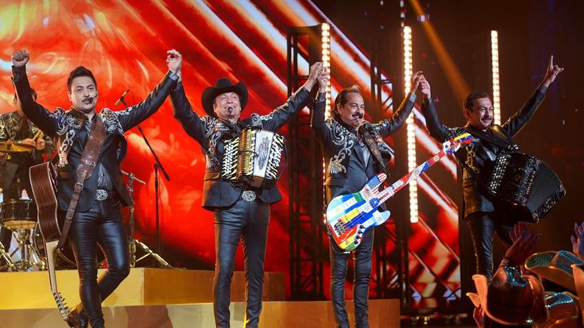 Los Tigres del Norte hacen historia y debutan en 'Los Simpson'