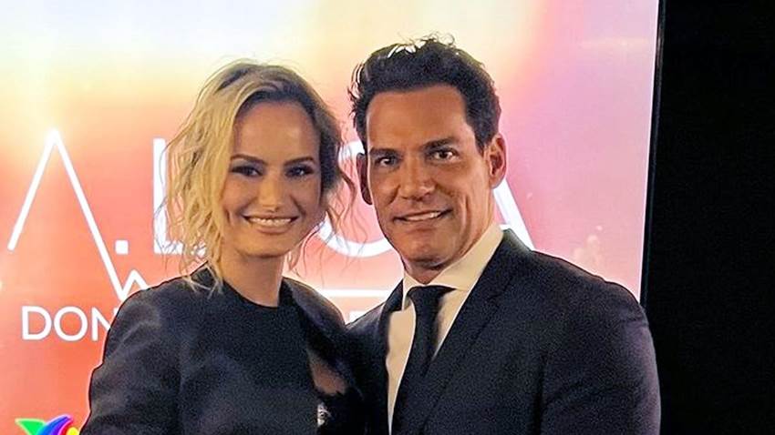 Tras confirmar su romance, Cristián de la Fuente y Pía Marcollese disfrutan de México