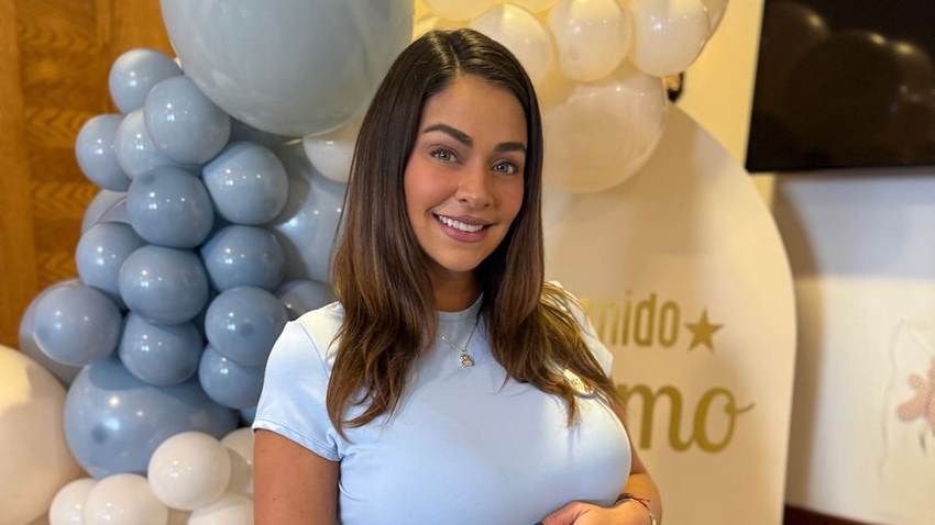 Claudia Martin, la mamá más feliz, comparte nuevas fotos junto a su bebé, Máximo