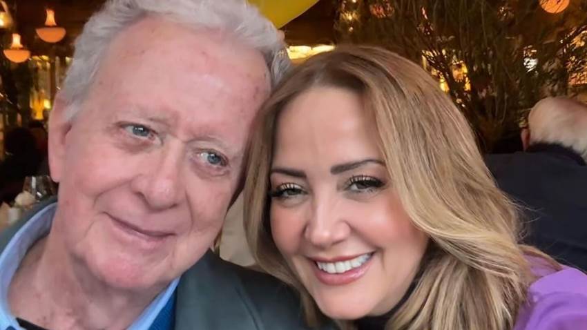 Andrea Legarreta celebra a su papá con una comida familiar de lo más especial