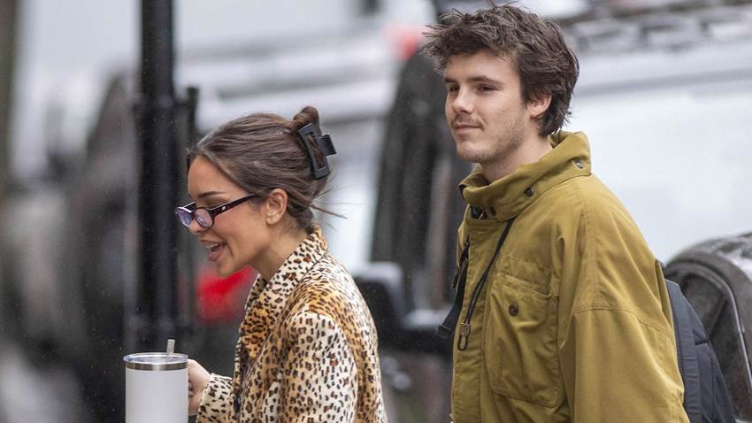Cruz Beckham reaparece tranquilo con su novia tras el explosivo comunicado de su hermano Brooklyn