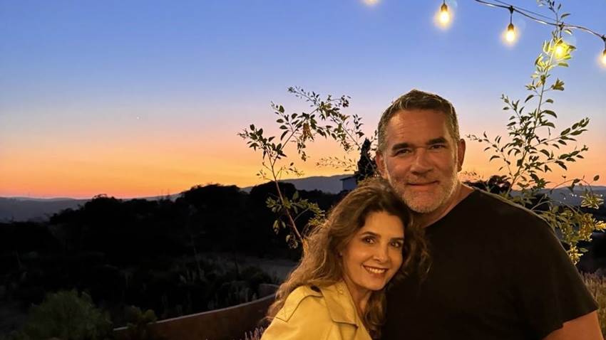 El romántico viaje de Mayrín Villanueva y Eduardo Santamarina al Valle de Guadalupe