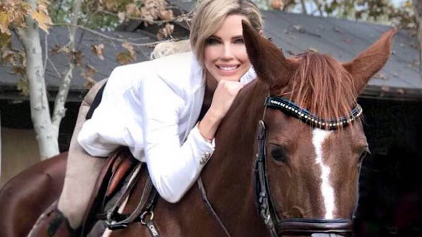 Desiree Ortíz comparte con ¡HOLA! TV su gran pasión por los caballos