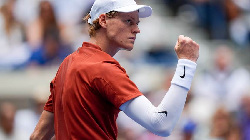 Sinner y su malla protectora, un accesorio al alza entre pelotas, lesiones y protestas