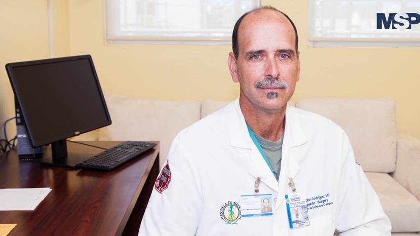 Vive sus días luchando contra el cáncer de hueso en Puerto Rico