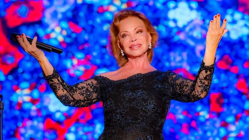 Paloma San Basilio llega a Miami para su concierto de despedida 'Gracias'