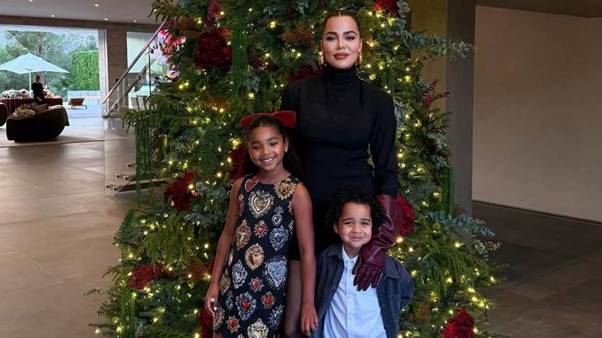 La familia de Khloé Kardashian recibe como regalo de Navidad un adorable cachorro