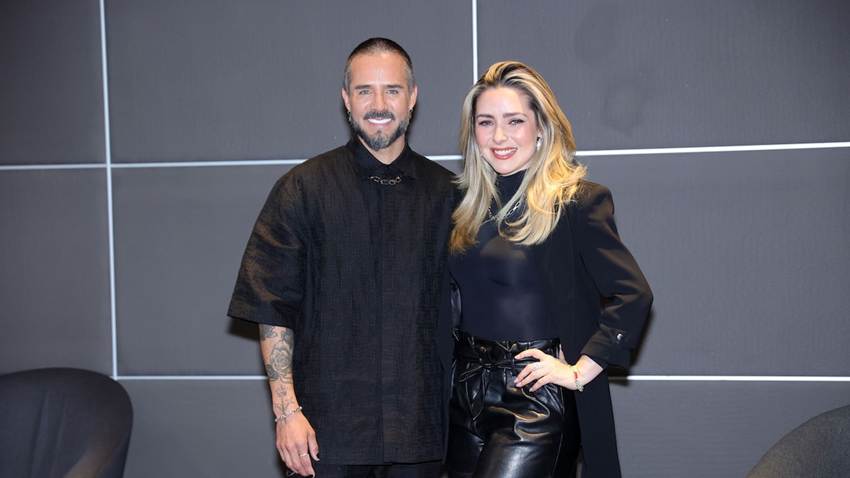 Ariadne Díaz revela que contagió a su ex, José Ron, de Covid-19 por un beso de telenovela