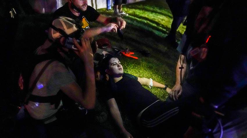 Demandan a Facebook por mensajes de milicia en Wisconsin