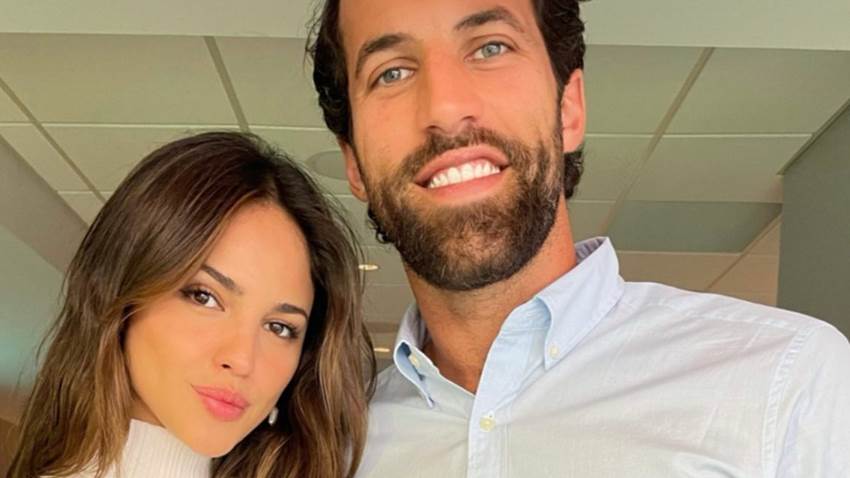 Eiza González comparte su primera fotografía en redes sociales con Paul Rabil