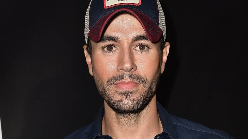 Enrique Iglesias, de luto por el fallecimiento de su abuela, regresa a su natal Madrid