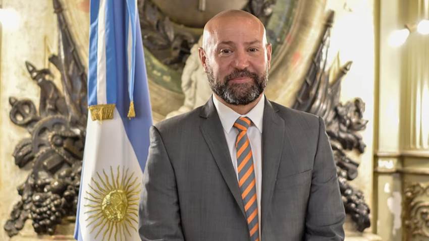 Audios, allanamientos y un alto cargo despedido: un caso de corrupción acecha a Milei y su hermana