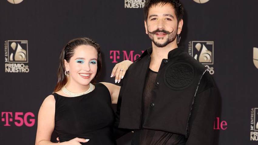 Evaluna desfila en la que sería su última alfombra roja antes del nacimiento de Índigo