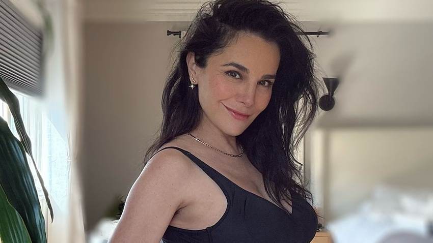 Martha Higareda presume su pancita de embarazo y explica por qué está en su versión más fit