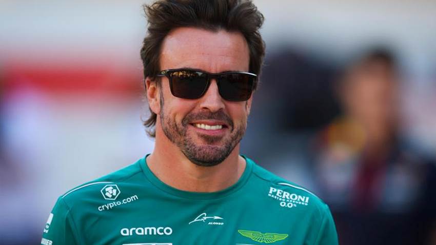 A menos de dos meses de confirmar su separación, Fernando Alonso ya tiene un nuevo amor