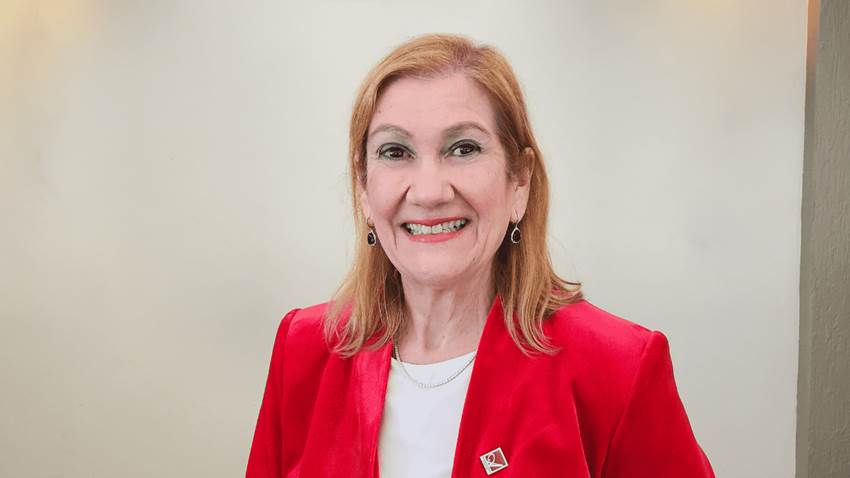 Dra. Carmen Zorrilla recibe reconocimiento y subvenciones para la investigación en Puerto Rico