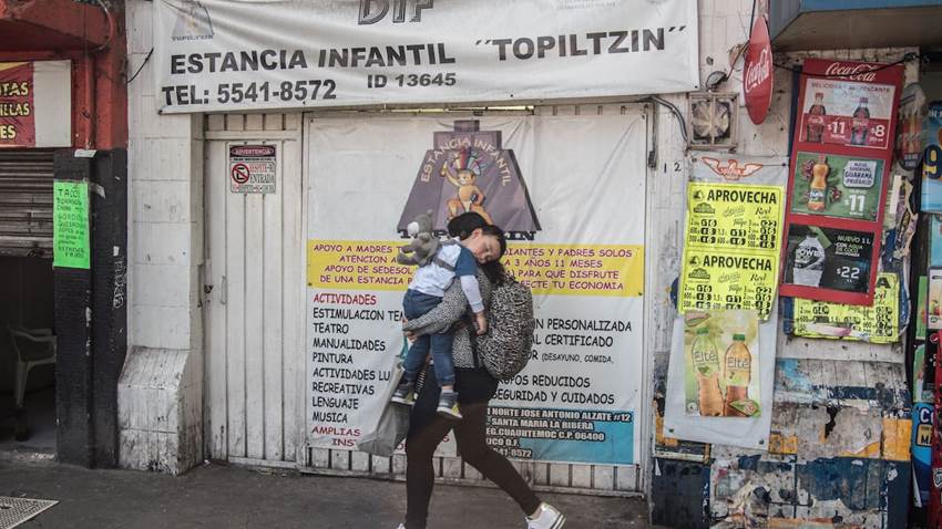 Sheinbaum: “Vamos a construir centros de cuidado infantil para que las trabajadoras puedan incorporarse al ámbito laboral”