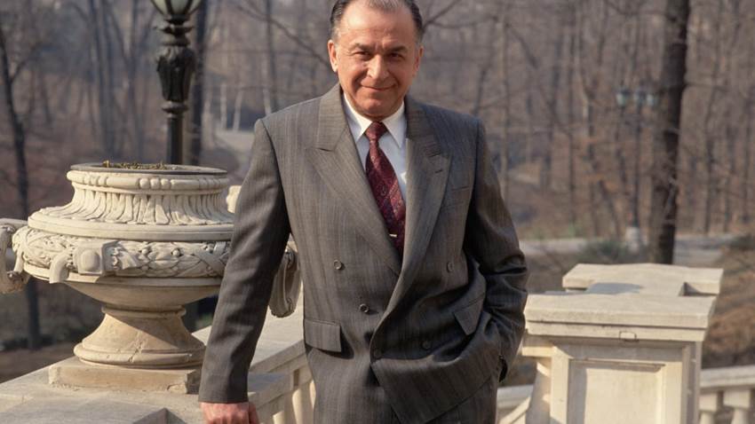 Muere Ion Iliescu, primer presidente de la Rumania poscomunista, a los 95 años