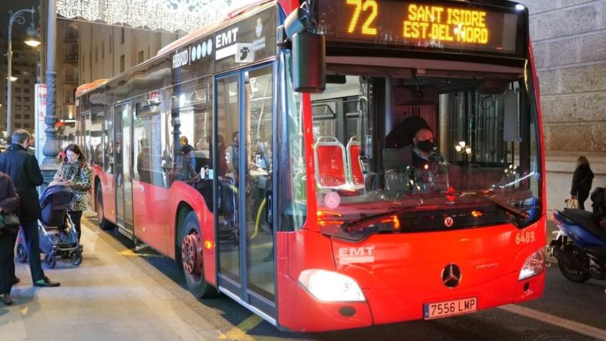 Catalá pierde las ayudas al transporte del Gobierno por no crear la zona de bajas emisiones y las suplirá con fondos propios