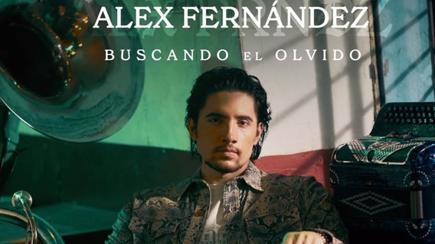 Álex Fernández estrena sencillo en un duro momento: ‘Estoy viviendo una mezcla de sentimientos’