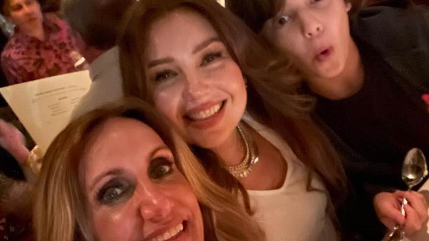 Matthew, el más lindo acompañante de Thalía en su salida con Lili Estefan