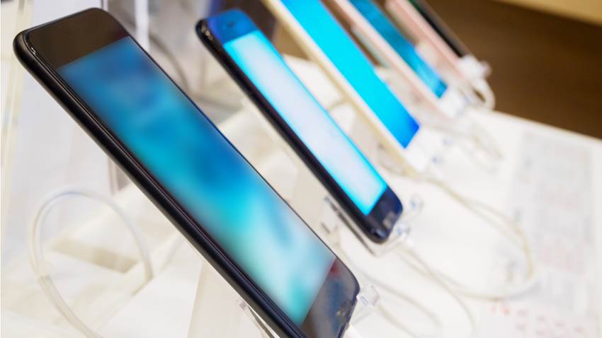 Los celulares más vendidos del 2020 no son de Apple ni de Huawei, ¿está el tuyo en la lista?