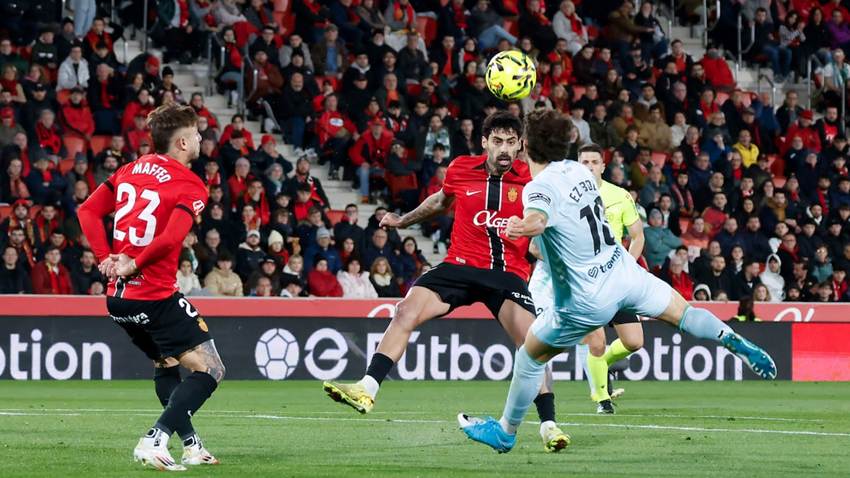 El Betis sueña con la Champions y deja al Mallorca en zona de descenso