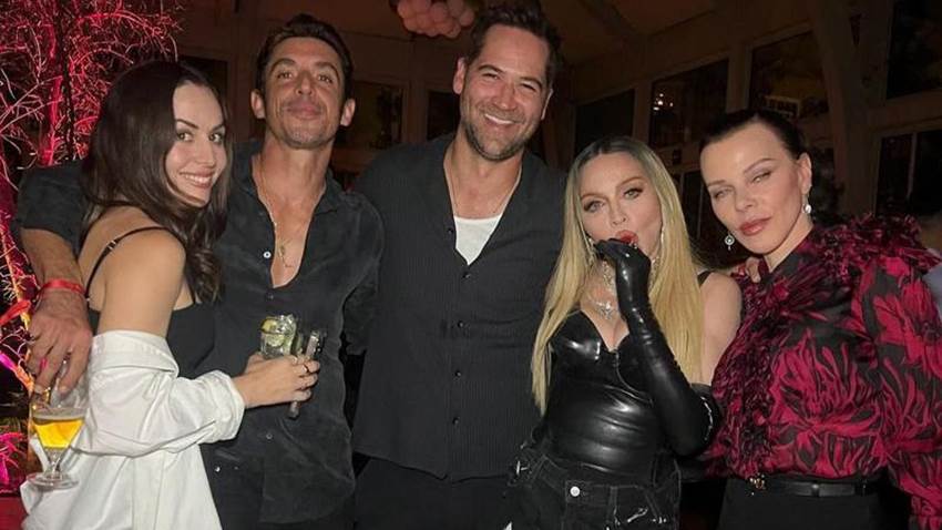 Zuria Vega y Alberto Guerra se van de fiesta con Madonna en México