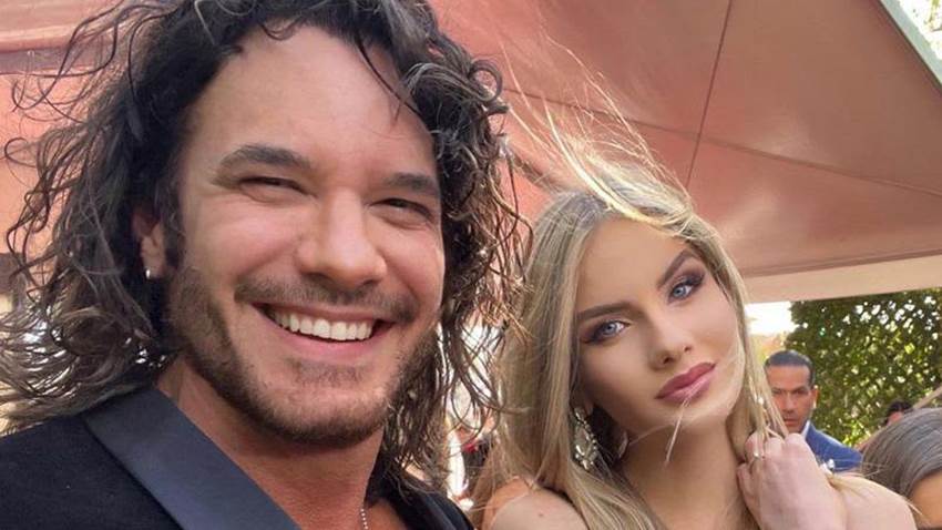 Mario Cimarro y su novia, Broni, están a punto de convertirse en padres