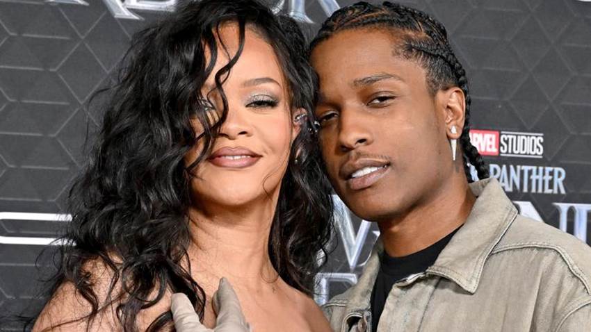 Rihanna y A$AP Rocky posan por primera vez con su bebé